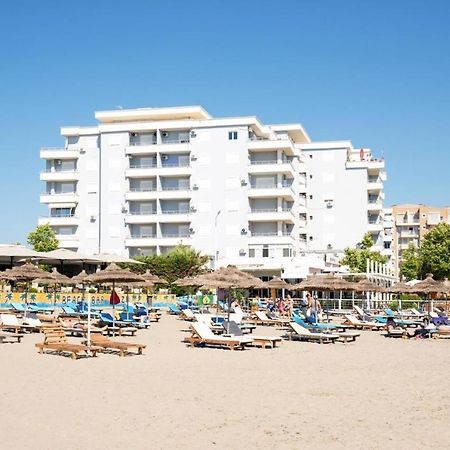 Trea Accomodations - On Private Beach With Sunbed & Umbrella Vlorë Exteriér fotografie